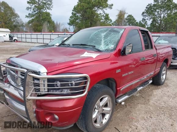 2007 Dodge 1500 SLT with VIN 1D7HA18227J609547, listed as a IAAI auction lot 41342617 with 152,509 mi miles and . Bid and sale history available at DreamBid. Image 6.