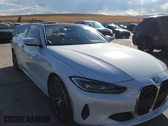 2023 BMW 4 Series 430i xDrive z VIN WBA43AT0XPCL39428, wystawiony jako Copart lot #69469135 z przebiegiem 10 959 mil mil oraz Szkoda całkowita • Salvage title. Historia ofert i sprzedaży dostępna na DreamBid. Obrazek 13.