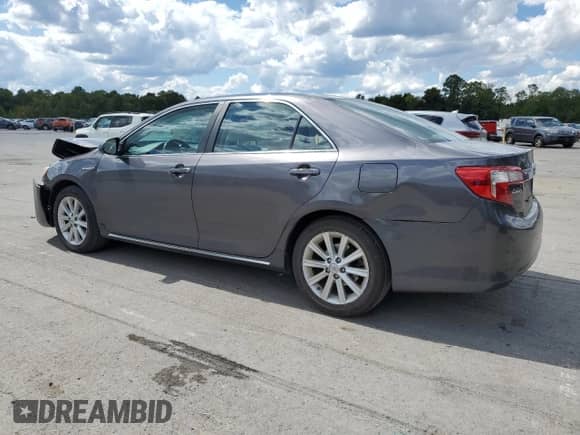 2013 Toyota Camry LE z VIN 4T1BD1FK0DU080437, wystawiony jako Copart lot #71326805 z przebiegiem 214 631 mil mil oraz Szkoda całkowita • Salvage title. Historia ofert i sprzedaży dostępna na DreamBid. Obrazek 2.