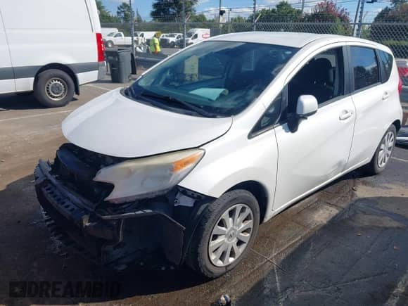 2014 Nissan Note SV z VIN 3N1CE2CPXEL368489, wystawiony jako IAAI lot #43102730 z przebiegiem 169 645 mil mil oraz . Historia ofert i sprzedaży dostępna na DreamBid. Obrazek 18.