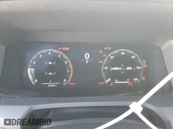 2024 Toyota Tacoma TRD Off Road with VIN 3TMLB5JN8RM013149, listed as a Copart auction lot 82496085 with 21,215 mi miles and Salvage title. Bid and sale history available at DreamBid. Image 9.
