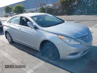 2012 Hyundai Sonata GLS with VIN 5NPEB4AC3CH398828, listed as a IAAI auction lot 40732926 with 92,433 mi miles and . Bid and sale history available at DreamBid. Image 1.