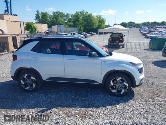 2025 Hyundai Venue SEL с VIN KMHRC8A32SU381038, выставлен на аукционе IAAI как лот 42316870 с пробегом 473 миль миль и . История ставок и продаж доступна на DreamBid. Изображение 13.