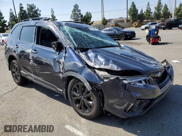 2021 Subaru Forester Special Sports z VIN JF2SKARC3MH570833, wystawiony jako Copart lot #84709305 z przebiegiem 46 677 mil mil oraz Szkoda całkowita • Salvage title. Historia ofert i sprzedaży dostępna na DreamBid. Obrazek 4.