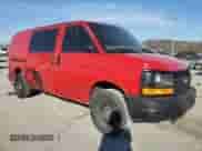 2005 Chevrolet Express Cargo Y3G Mobility с VIN 1GCHG35U351184475, выставлен на аукционе Copart как лот 46335105 с пробегом 126 897 миль миль и Списание • Salvage title. История ставок и продаж доступна на DreamBid. Изображение 4.
