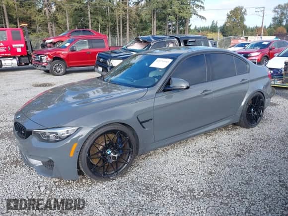 2018 BMW M3 CS с VIN WBS8M9C59J5K99276, выставлен на аукционе IAAI как лот 43174543 с пробегом 42 959 миль миль и . История ставок и продаж доступна на DreamBid. Изображение 18.