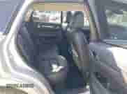 2025 Mazda CX-5 S Preferred z VIN JM3KFBCL1S0639717, wystawiony jako IAAI lot #43416760 z przebiegiem 10 149 mil mil oraz . Historia ofert i sprzedaży dostępna na DreamBid. Obrazek 8.