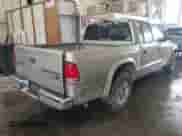 2003 Dodge Dakota SLT z VIN 1D7HL48N13S118980, wystawiony jako IAAI lot #42902979 z przebiegiem 203 664 mil mil oraz . Historia ofert i sprzedaży dostępna na DreamBid. Obrazek 4.