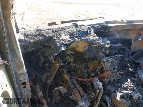 2021 Jeep Grand Cherokee Limited X with VIN 1C4RJFBG5MC667474, listed as a IAAI auction lot 41739526 with 18,992 mi miles and . Bid and sale history available at DreamBid. Image 7.