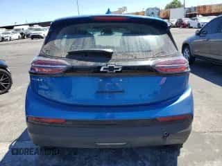 2022 Chevrolet Bolt EV 1LT z VIN 1G1FW6S07N4102462, wystawiony jako Copart lot #63981333 z przebiegiem 26 008 mil mil oraz . Historia ofert i sprzedaży dostępna na DreamBid. Obrazek 6.