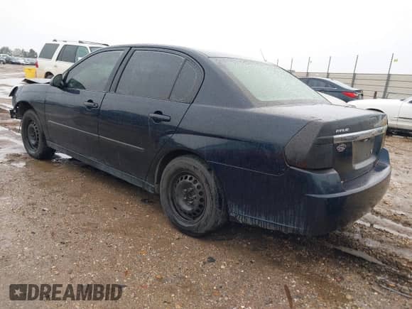 2005 Chevrolet Malibu z VIN 1G1ZS52F65F336605, wystawiony jako IAAI lot #41745013 z przebiegiem 198 442 mil mil oraz . Historia ofert i sprzedaży dostępna na DreamBid. Obrazek 3.