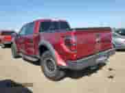 2014 Ford F-150 SVT Raptor z VIN 1FTFW1R66EFC28031, wystawiony jako Copart lot #81322915 z przebiegiem 113 050 mil mil oraz Szkoda całkowita • Salvage title. Historia ofert i sprzedaży dostępna na DreamBid. Obrazek 2.
