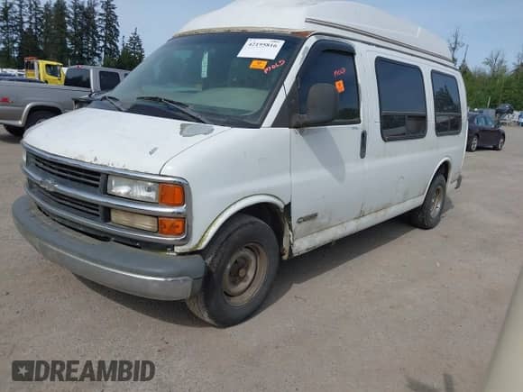 2001 Chevrolet City Express Cargo with VIN 1GBFG15W511243084, listed as a IAAI auction lot 42195816 with 395,589 mi miles and . Bid and sale history available at DreamBid. Image 2.