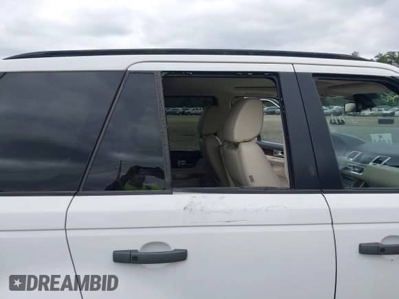 2011 Land Rover Range Rover Sport HSE Lux with VIN SALSK2D4XBA278096, listed as a IAAI auction lot 42950673 with 129,358 mi miles and . Bid and sale history available at DreamBid. Image 6.