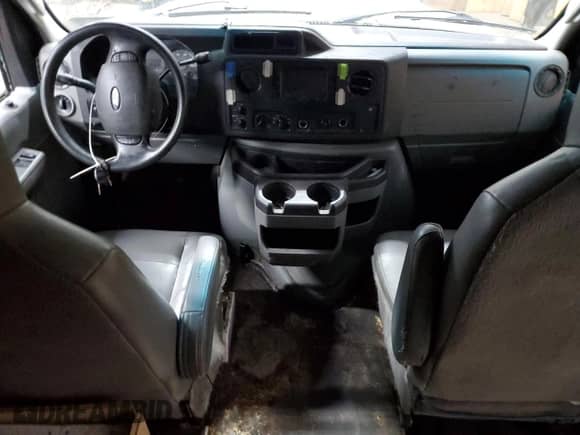2012 Ford Econoline Cargo Recreational with VIN 1FTNE2EW9CDA42809, listed as a Copart auction lot 66490175 with 379,413 mi miles and Clean title. Bid and sale history available at DreamBid. Image 8.