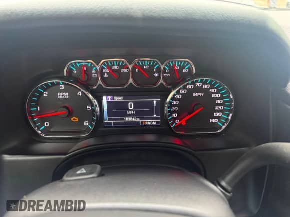 2015 Chevrolet Suburban LT с VIN 1GNSKJKC7FR205746, выставлен на аукционе Copart как лот 67253785 с пробегом 183 842 миль миль и Чистый • Clean title. История ставок и продаж доступна на DreamBid. Изображение 8.