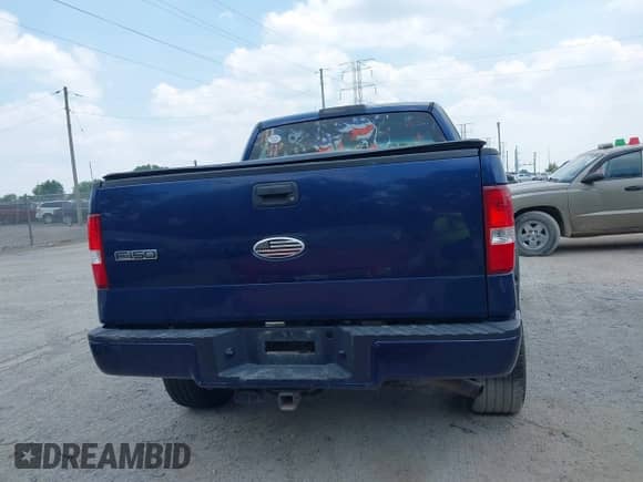 2008 Ford F-150 STX z VIN 1FTRX14W68FB51327, wystawiony jako IAAI lot #42673350 z przebiegiem 196 341 mil mil oraz . Historia ofert i sprzedaży dostępna na DreamBid. Obrazek 16.