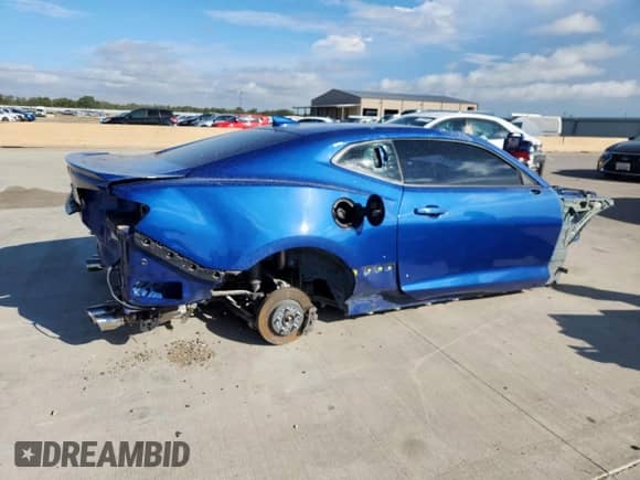 2021 Chevrolet Camaro 1SS z VIN 1G1FF1R76M0136095, wystawiony jako Copart lot #81632625 z przebiegiem Nie podano mil oraz Szkoda całkowita • Salvage title. Historia ofert i sprzedaży dostępna na DreamBid. Obrazek 3.
