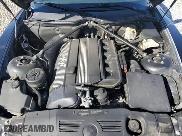 2003 BMW Z4 2.5i with VIN 4USBT33493LS41245, listed as a Copart auction lot 85943195 with 103,728 mi miles and Salvage title. Bid and sale history available at DreamBid. Image 11.