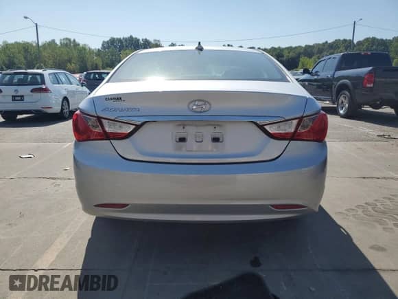 2013 Hyundai Sonata GLS с VIN 5NPEB4AC9DH560320, выставлен на аукционе Copart как лот 70804445 с пробегом Не указан миль и Списание • Salvage title. История ставок и продаж доступна на DreamBid. Изображение 6.