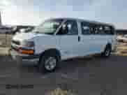 2006 Chevrolet Express Passenger с VIN 1GAHG39U461274433, выставлен на аукционе Copart как лот 82622414 с пробегом 206 975 миль миль и Чистый • Clean title. История ставок и продаж доступна на DreamBid. Изображение 1.