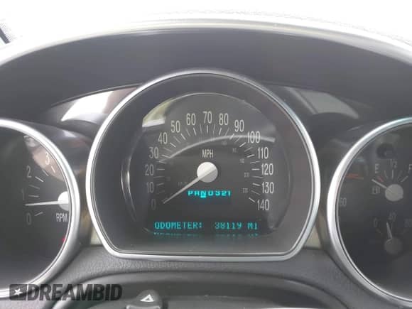 2005 Chevrolet SSR LS с VIN 1GCES14H55B120653, выставлен на аукционе IAAI как лот 40992274 с пробегом 38 119 миль миль и . История ставок и продаж доступна на DreamBid. Изображение 7.