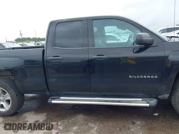 2017 Chevrolet Silverado 1500 Custom с VIN 1GCRCPEC1HZ112646, выставлен на аукционе IAAI как лот 42096956 с пробегом 86 797 миль миль и . История ставок и продаж доступна на DreamBid. Изображение 13.