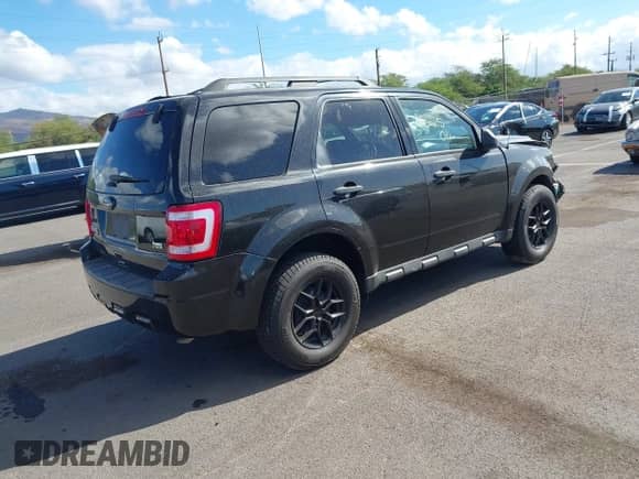 2011 Ford Escape XLT с VIN 1FMCU9DG9BKA74839, выставлен на аукционе IAAI как лот 43190059 с пробегом 146 204 миль миль и . История ставок и продаж доступна на DreamBid. Изображение 4.