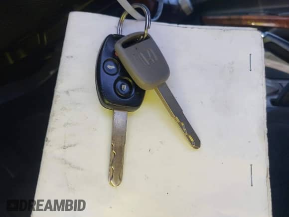 2012 Honda Accord EX z VIN 1HGCP2F71CA069885, wystawiony jako IAAI lot #43035184 z przebiegiem 159 771 mil mil oraz . Historia ofert i sprzedaży dostępna na DreamBid. Obrazek 11.