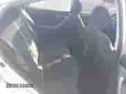 2015 Hyundai Elantra SE z VIN 5NPDH4AE4FH627775, wystawiony jako IAAI lot #43428079 z przebiegiem 144 665 mil mil oraz . Historia ofert i sprzedaży dostępna na DreamBid. Obrazek 8.