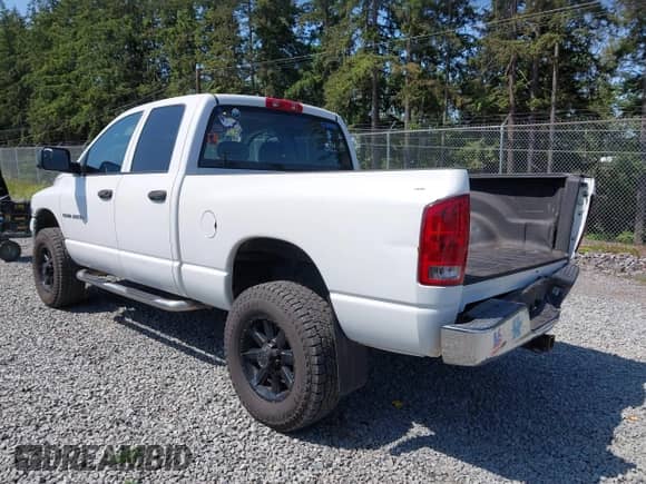 2005 Dodge 2500 SLT with VIN 3D7KS28CX5G853026, listed as a IAAI auction lot 42408623 with 241,223 mi miles and . Bid and sale history available at DreamBid. Image 3.