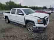 2015 GMC Sierra 1500 SLT z VIN 3GTU2VEC0FG334335, wystawiony jako Copart lot #82266885 z przebiegiem 193 978 mil mil oraz Szkoda całkowita • Salvage title. Historia ofert i sprzedaży dostępna na DreamBid. Obrazek 4.