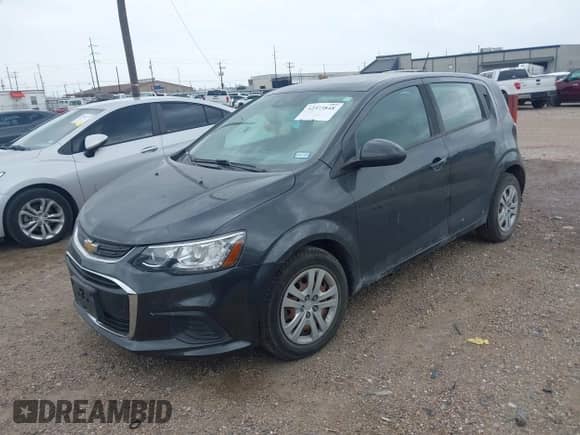 2020 Chevrolet Sonic LT с VIN 1G1JG6SB3L4113450, выставлен на аукционе IAAI как лот 42073848 с пробегом 65 953 миль миль и . История ставок и продаж доступна на DreamBid. Изображение 2.