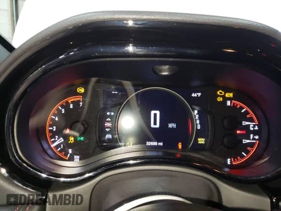 2021 Dodge Durango R/T with VIN 1C4SDJCT2MC864397, listed as a Copart auction lot 43121305 with 32,686 mi miles and Salvage title. Bid and sale history available at DreamBid. Image 9.