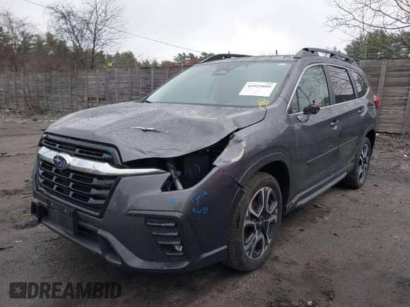 2024 Subaru Ascent Limited with VIN 4S4WMAUDXR3463367, listed as a IAAI auction lot 41925099 with 5,652 mi miles and . Bid and sale history available at DreamBid. Image 18.