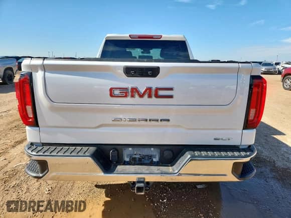 2022 GMC Sierra 1500 SLT with VIN 3GTUUDEDXNG651972, listed as a Copart auction lot 62030815 with 112,302 mi miles and Clean title. Bid and sale history available at DreamBid. Image 6.