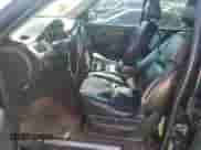 2011 Cadillac Escalade ESV Luxury с VIN 1GYS3HEF9BR222976, выставлен на аукционе Copart как лот 52559515 с пробегом 251 493 миль миль и Чистый • Clean title. История ставок и продаж доступна на DreamBid. Изображение 7.