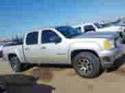 2007 GMC Sierra 1500 SLE1 z VIN 3GTEC13C47G522872, wystawiony jako IAAI lot #42220702 z przebiegiem 109 543 mil mil oraz . Historia ofert i sprzedaży dostępna na DreamBid. Obrazek 13.