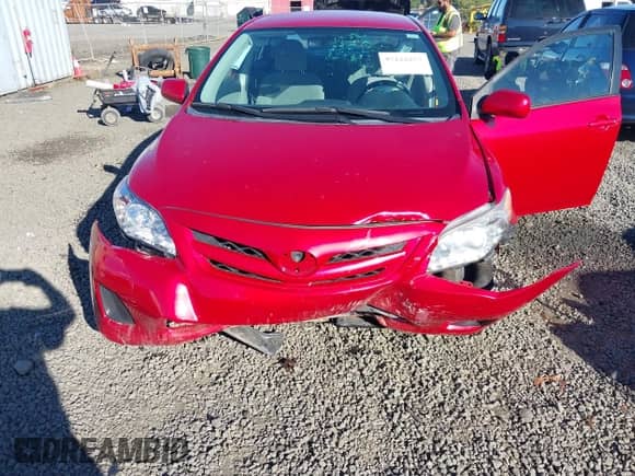 2011 Toyota Corolla S с VIN 2T1BU4EE5BC568441, выставлен на аукционе IAAI как лот 43228259 с пробегом 105 677 миль миль и . История ставок и продаж доступна на DreamBid. Изображение 6.