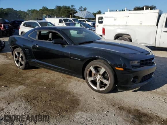 2010 Chevrolet Camaro 2SS with VIN 2G1FK1EJ0A9151562, listed as a Copart auction lot 82503225 with 287,594 mi miles and Salvage title. Bid and sale history available at DreamBid. Image 4.