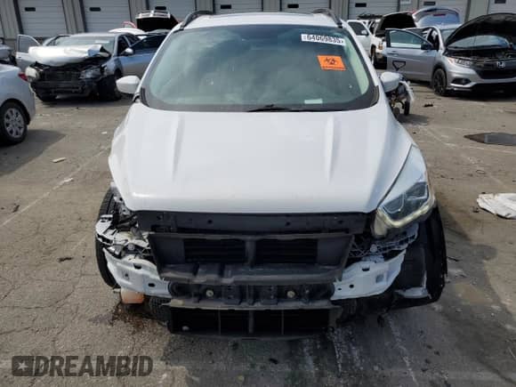 2017 Ford Escape SE с VIN 1FMCU9G92HUD68271, выставлен на аукционе Copart как лот 64069835 с пробегом 95 096 миль миль и Списание • Salvage title. История ставок и продаж доступна на DreamBid. Изображение 5.