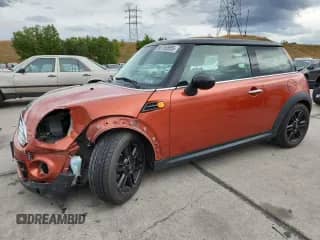 2013 MINI Hardtop with VIN WMWSU3C55DT549023, listed as a Copart auction lot 80753665 with 100,011 mi miles and Salvage title. Bid and sale history available at DreamBid. Image 1.