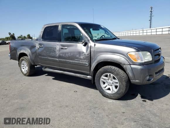 2006 Toyota Tundra Limited z VIN 5TBET38106S513582, wystawiony jako Copart lot #69153895 z przebiegiem 141 292 mil mil oraz Szkoda całkowita • Salvage title. Historia ofert i sprzedaży dostępna na DreamBid. Obrazek 4.