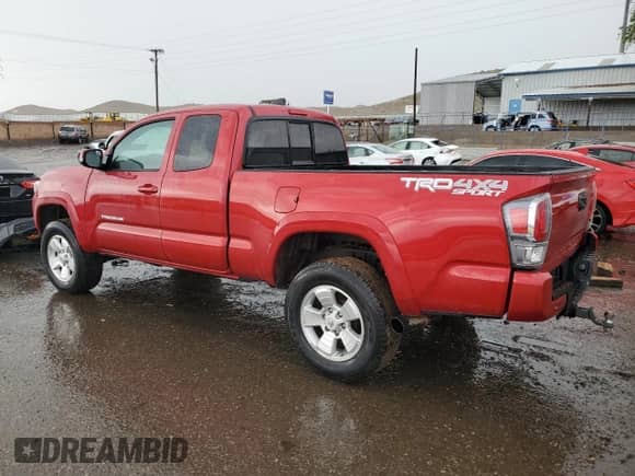 2022 Toyota Tacoma SR z VIN 3TYSZ5AN7NT097311, wystawiony jako Copart lot #58397415 z przebiegiem 64 409 mil mil oraz Szkoda całkowita • Salvage title. Historia ofert i sprzedaży dostępna na DreamBid. Obrazek 2.