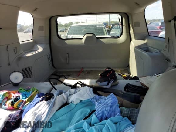 2010 Chevrolet Tahoe LT with VIN 1GNMCBE34AR169983, listed as a Copart auction lot 81857125 with 197,751 mi miles and Clean title. Bid and sale history available at DreamBid. Image 10.