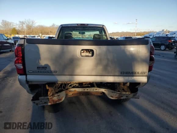 2004 Chevrolet Silverado 1500 LS с VIN 1GCEK14T24E228889, выставлен на аукционе Copart как лот 43617685 с пробегом Не указан миль и Списание • Salvage title. История ставок и продаж доступна на DreamBid. Изображение 6.