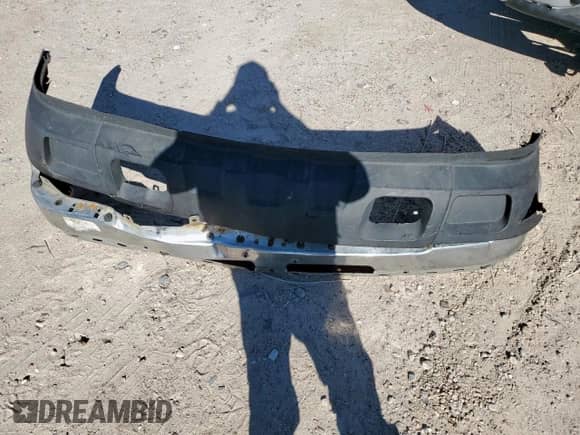 2006 Chevrolet Silverado 1500 LS с VIN 1GCEC19VX6E195697, выставлен на аукционе Copart как лот 90806765 с пробегом 182 523 миль миль и Списание • Salvage title. История ставок и продаж доступна на DreamBid. Изображение 12.