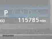 2007 Toyota Tundra Limited z VIN 5TBEV581X7S461238, wystawiony jako IAAI lot #42383464 z przebiegiem 115 785 mil mil oraz . Historia ofert i sprzedaży dostępna na DreamBid. Obrazek 16.