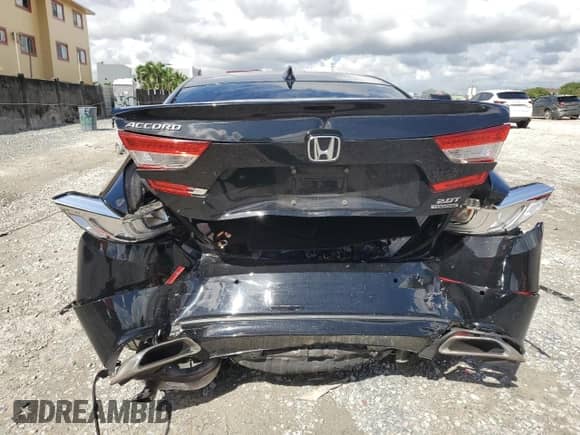 2018 Honda Accord Touring with VIN 1HGCV2F96JA023683, listed as a Copart auction lot 83939435 with 38,146 mi miles and Salvage title. Bid and sale history available at DreamBid. Image 6.
