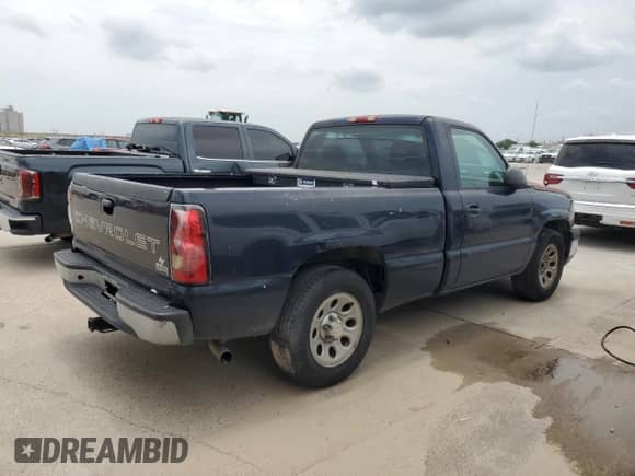 2007 Chevrolet Silverado 1500 Work Truck with VIN 1GCEC14X97Z176075, listed as a Copart auction lot 59657725 with 246,700 mi miles and Salvage title. Bid and sale history available at DreamBid. Image 3.